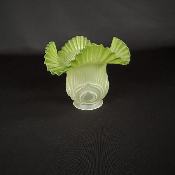 Tulipe abat-jour  en verre au rebord vert
